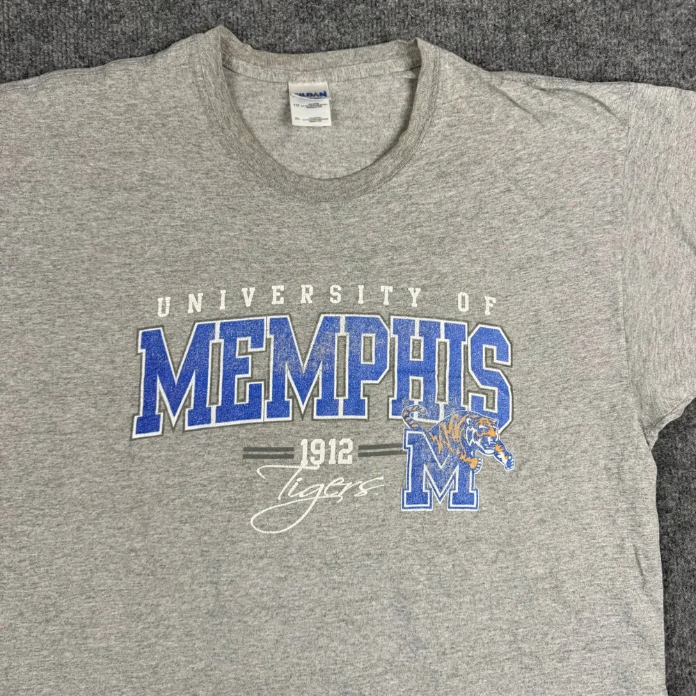 Gildan T-Shirt Mens XL Gray University of Memphis Tigers Graphic Short Sleeve